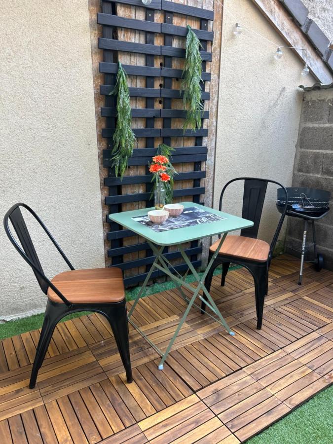 Le Petit Kiosque - Terrasse Parking & Local Velo Apartment Verdun-sur-Meuse Екстериор снимка